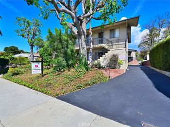 1757 E Villa Street