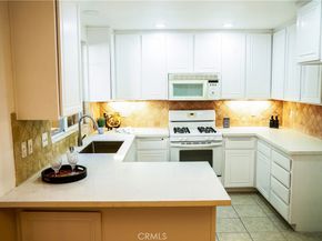 214 Violet Avenue E, Monrovia CA 91016