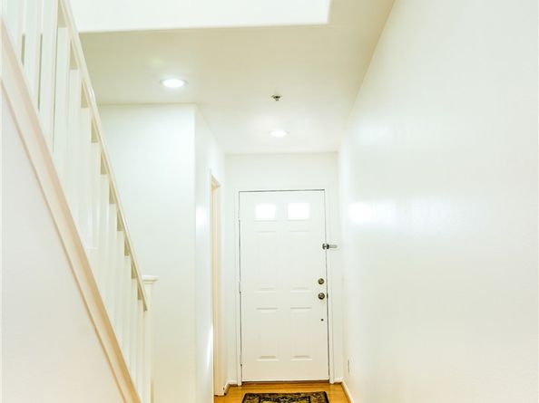 214 Violet Avenue E, Monrovia CA 91016