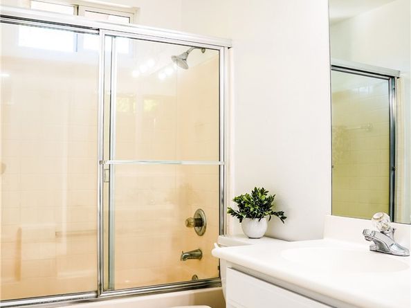 214 Violet Avenue E, Monrovia CA 91016