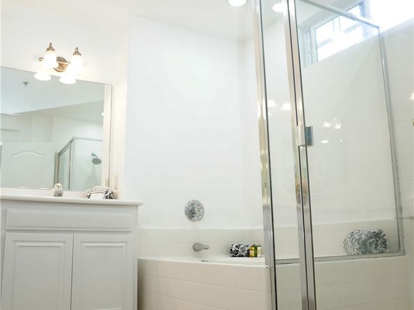 214 Violet Avenue E, Monrovia CA 91016