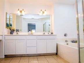 214 Violet Avenue E, Monrovia CA 91016