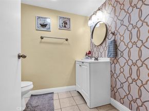 1837 Temple Avenue C, Signal Hill CA 90755