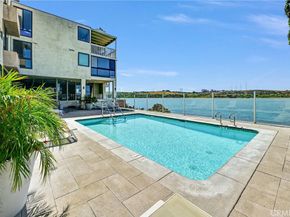 4513 Cove Drive 17, Carlsbad CA 92008