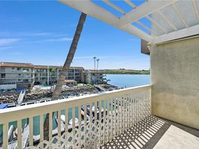 4513 Cove Drive 17, Carlsbad CA 92008