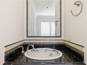 510 The Village 409, Redondo Beach CA 90277