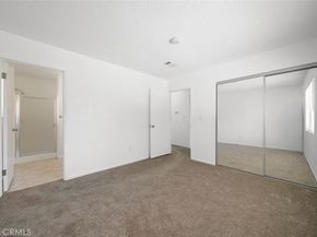 1911 N Summit, Pasadena CA 91103