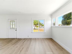 5593 San Jose, Montclair CA 91763