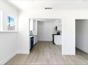 5593 San Jose, Montclair CA 91763