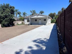 1727 SANTA ANA Boulevard, Santa Ana CA 92703