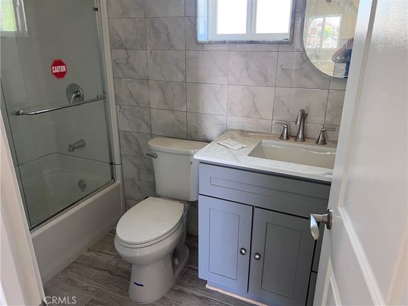 1727 SANTA ANA Boulevard, Santa Ana CA 92703