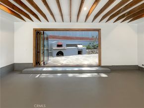 2252 Verde Oak Drive, Los Angeles CA 90068