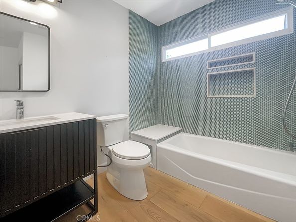 2252 Verde Oak Drive, Los Angeles CA 90068