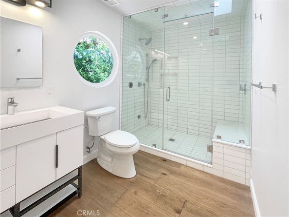 2252 Verde Oak Drive, Los Angeles CA 90068