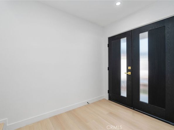 1215 W 221st Street, Torrance CA 90502