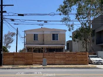 11714 Avalon Boulevard