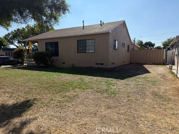 8129 Milna Avenue, Whittier CA 90606