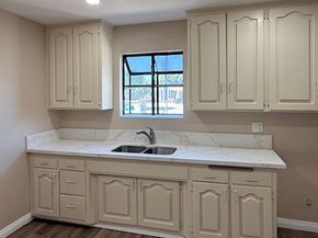 8129 Milna Avenue, Whittier CA 90606