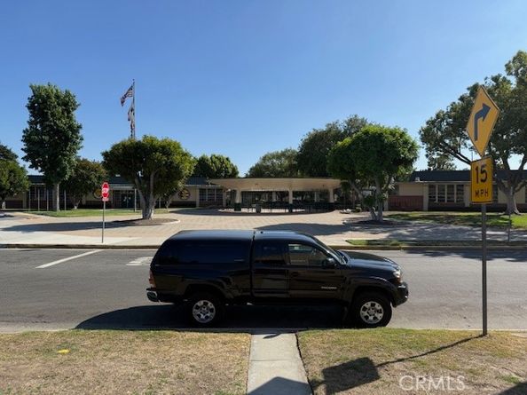 8129 Milna Avenue, Whittier CA 90606