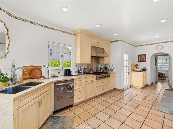 2775 Motor Ave, Los Angeles CA 90064