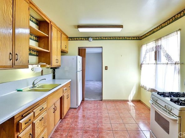 1271 N Starcrest Drive, Covina CA 91722