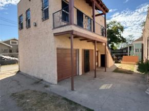 428 W 69th Street, Los Angeles CA 90003