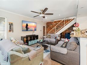 1020 W Calle Del Sol 3, Azusa CA 91702