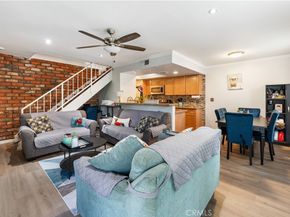 1020 W Calle Del Sol 3, Azusa CA 91702