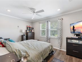 1020 W Calle Del Sol 3, Azusa CA 91702