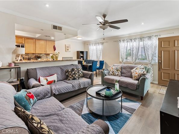 1020 W Calle Del Sol 3, Azusa CA 91702