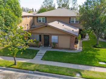 1020 W Calle Del Sol