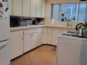 1934 Vineyard, Los Angeles CA 90016