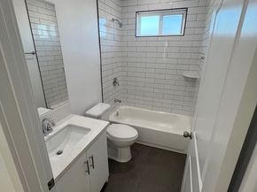 1217 E 22nd St Street, Los Angeles CA 90011