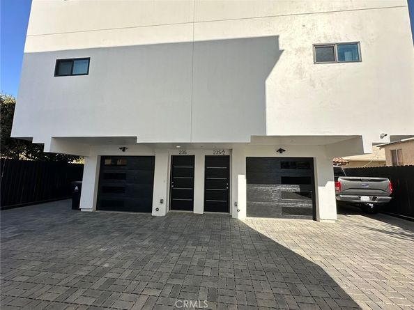 235 E 29th Street, Los Angeles CA 90011