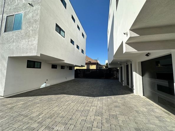 235 E 29th Street, Los Angeles CA 90011