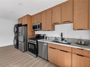 846 N Washington, Long Beach CA 90813