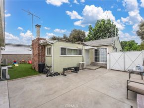 7977 Vista Del Rosa, Downey CA 90240