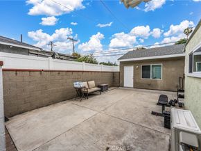 7977 Vista Del Rosa, Downey CA 90240