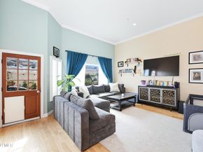 5241 Colodny Drive 104, Agoura Hills CA 91301