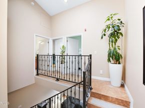 5241 Colodny Drive 104, Agoura Hills CA 91301