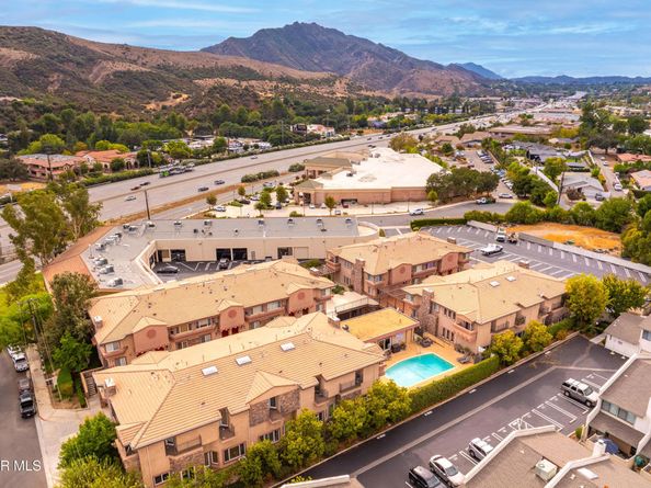 5241 Colodny Drive 104, Agoura Hills CA 91301