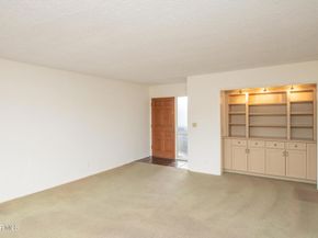 5300 Fairview Boulevard 25, Los Angeles CA 90056