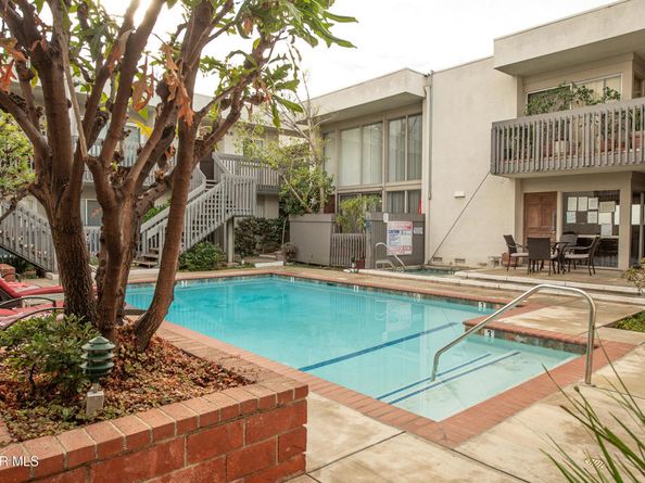 5300 Fairview Boulevard 25, Los Angeles CA 90056