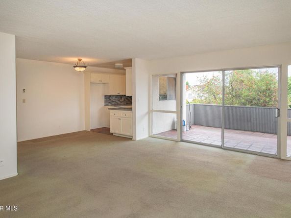 5300 Fairview Boulevard 25, Los Angeles CA 90056