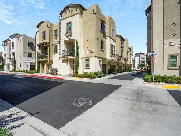 316 Paddle Ct. 77, Santee CA 92071