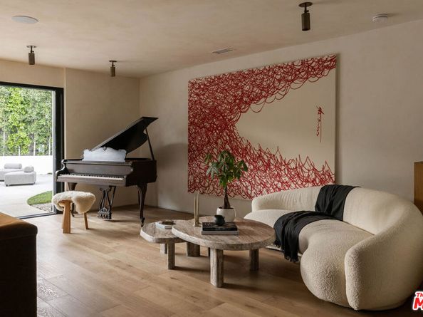 16632 Park Lane Circle, Los Angeles CA 90049