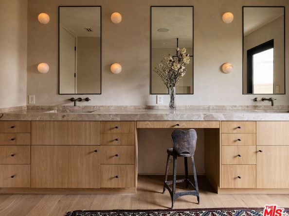 16632 Park Lane Circle, Los Angeles CA 90049