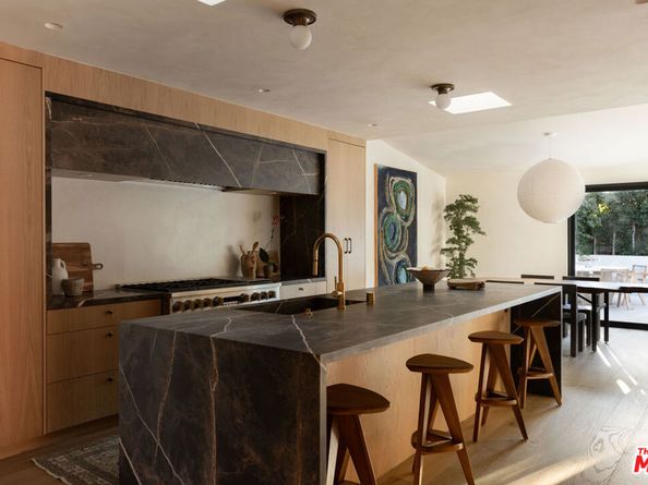 16632 Park Lane Circle, Los Angeles CA 90049