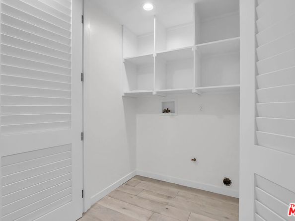 11709 Kling Street, Valley Village CA 91607