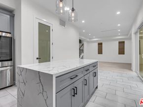 11709 Kling Street, Valley Village CA 91607